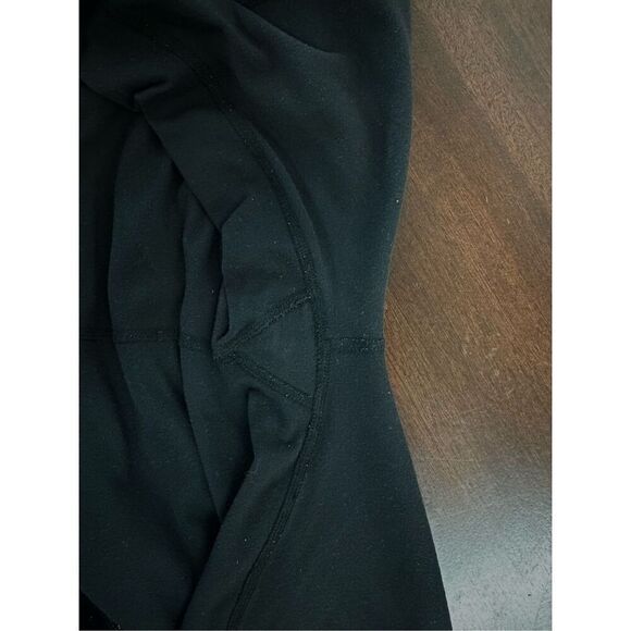 Beyond Yoga Shimmer Panel Curve High Waisted Midi Legging in Black - S - Picture 8 of 13
